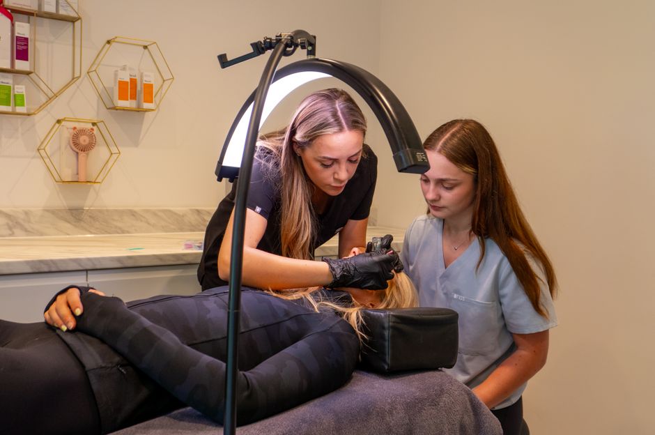 The Ultimate Guide to Lash Extension Salons: Everything You Need to Know