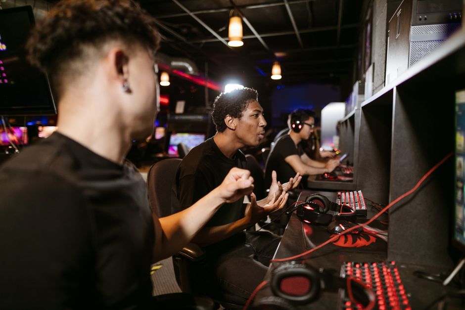 The Growing Influence of Esports Team Sponsorships